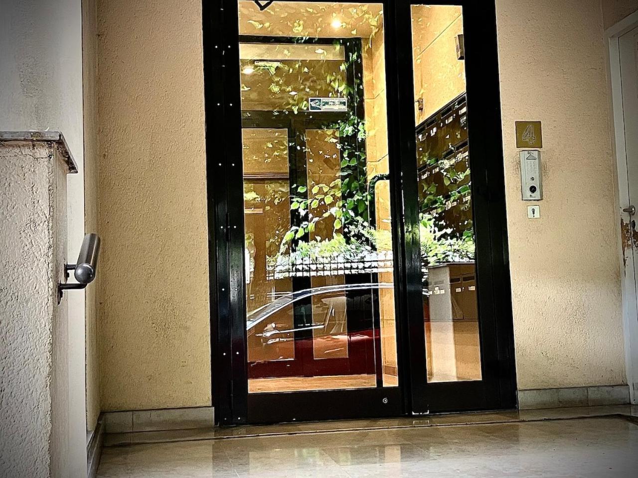 Gold Hotel - Paris-Disney Studio Chelles  Esterno foto
